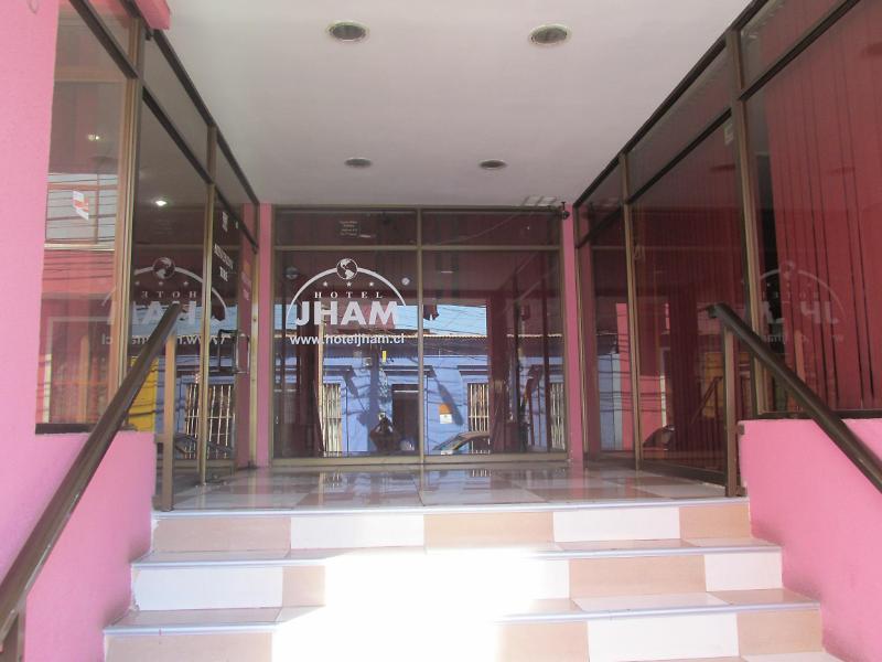 Hotel Jham Ікіке Екстер'єр фото