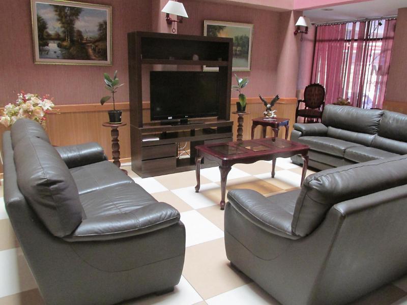 Hotel Jham Ікіке Екстер'єр фото