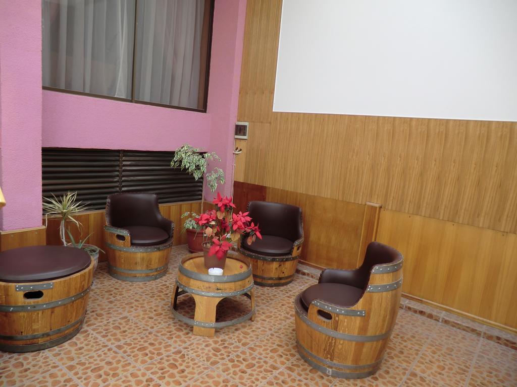 Hotel Jham Ікіке Екстер'єр фото